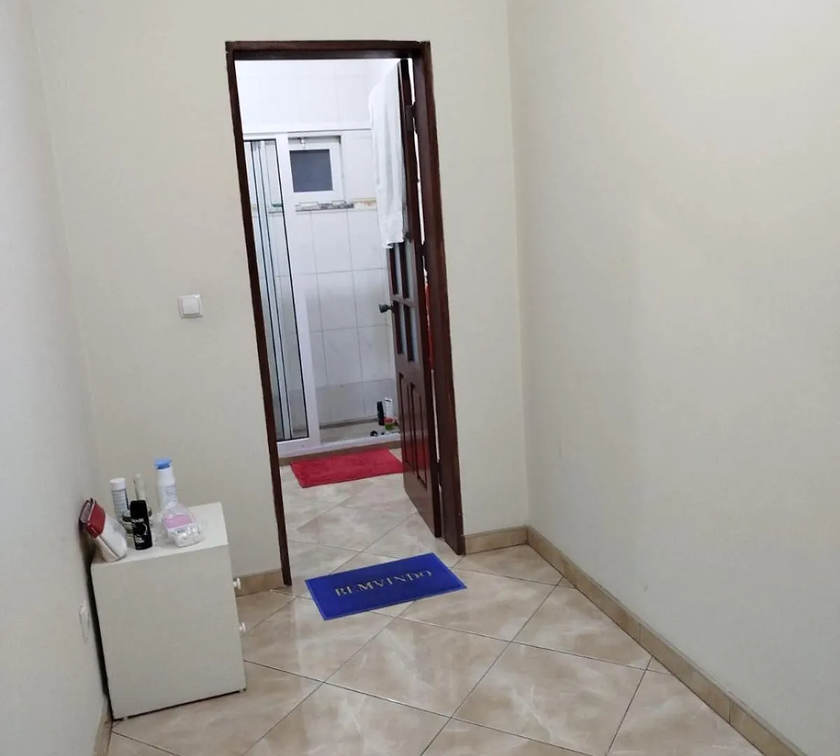 Apartamento Espacoso De 2 Quartos Amplos E Mobilados Praia