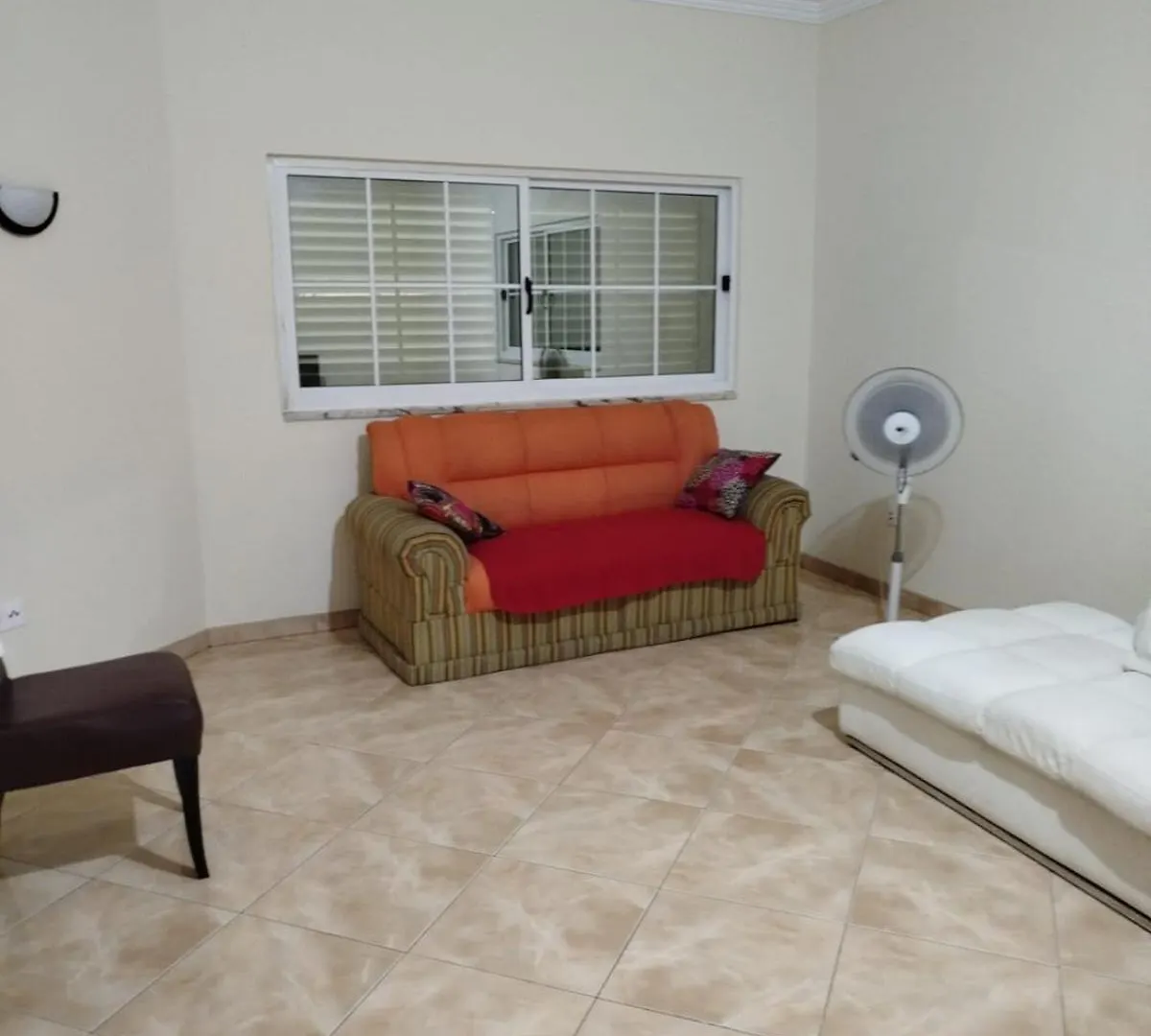 Apartamento Espacoso De 2 Quartos Amplos E Mobilados Praia